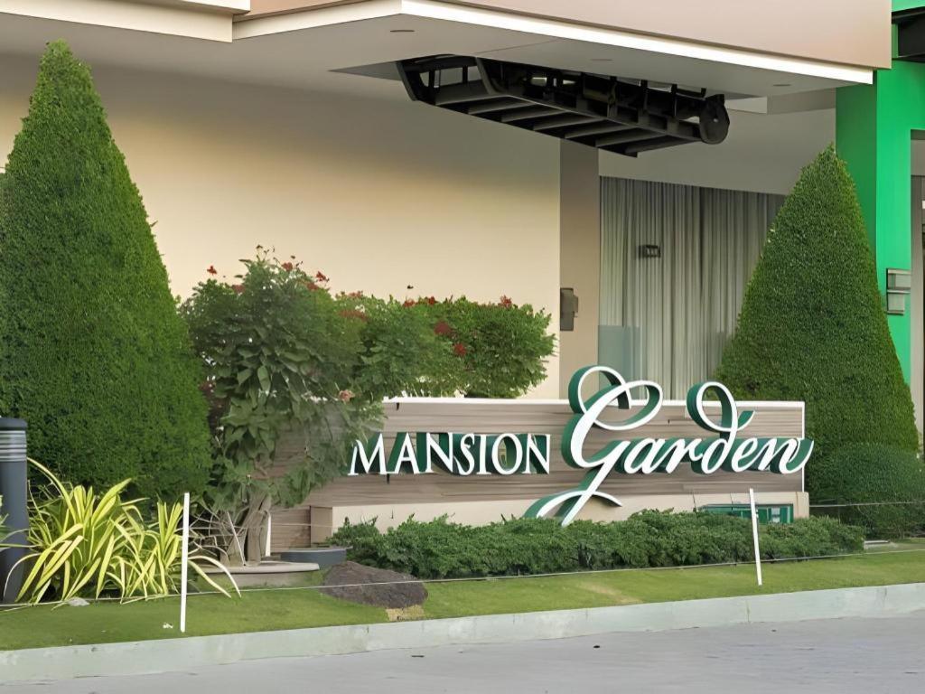 Mansion Garden Hotel Olongapo Extérieur photo